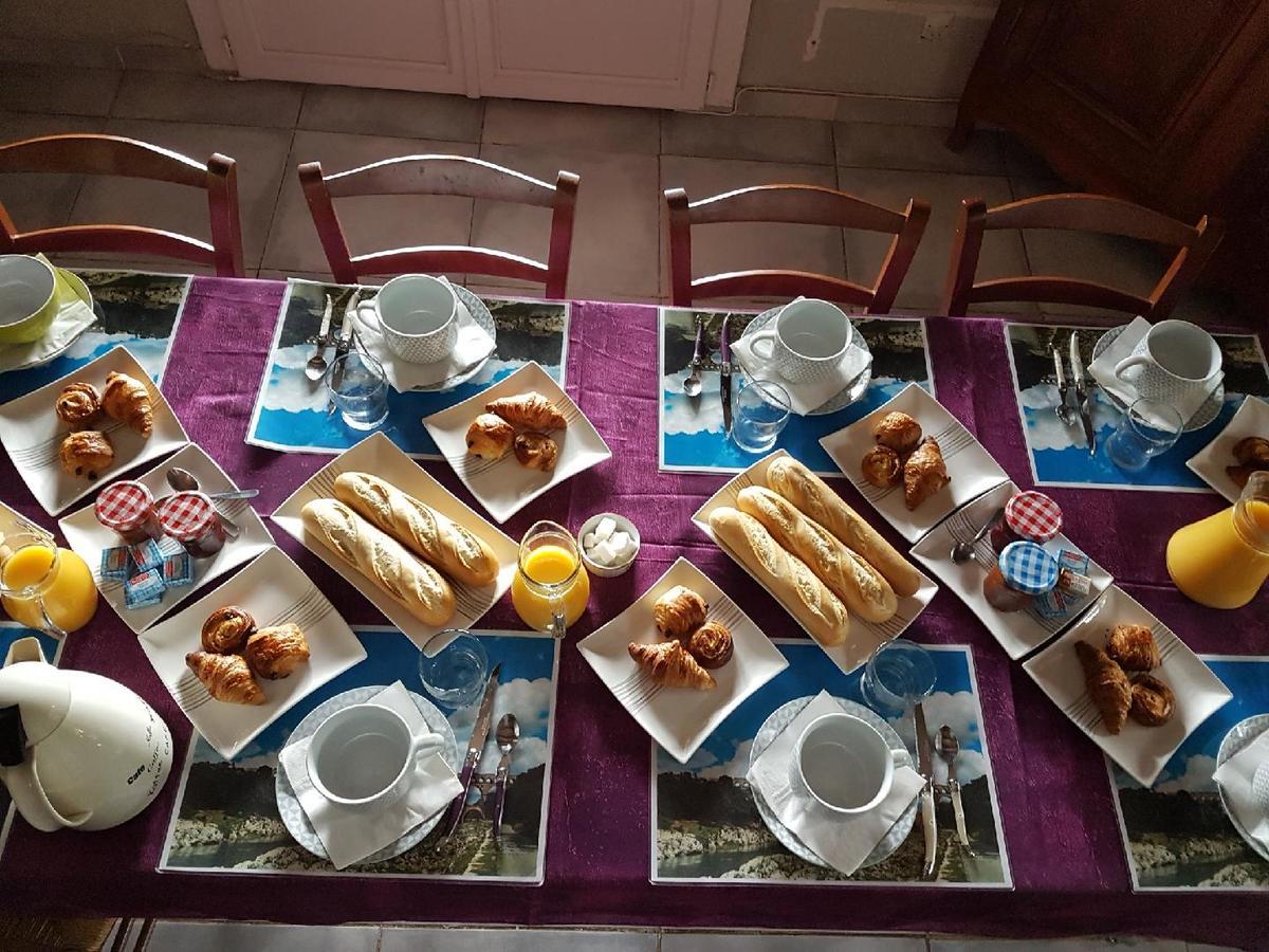 La Combe Joseph Bed & Breakfast Remoulins Exterior foto