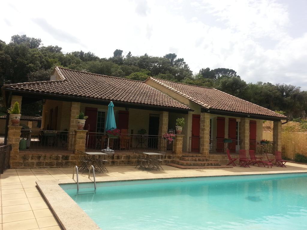 La Combe Joseph Bed & Breakfast Remoulins Exterior foto