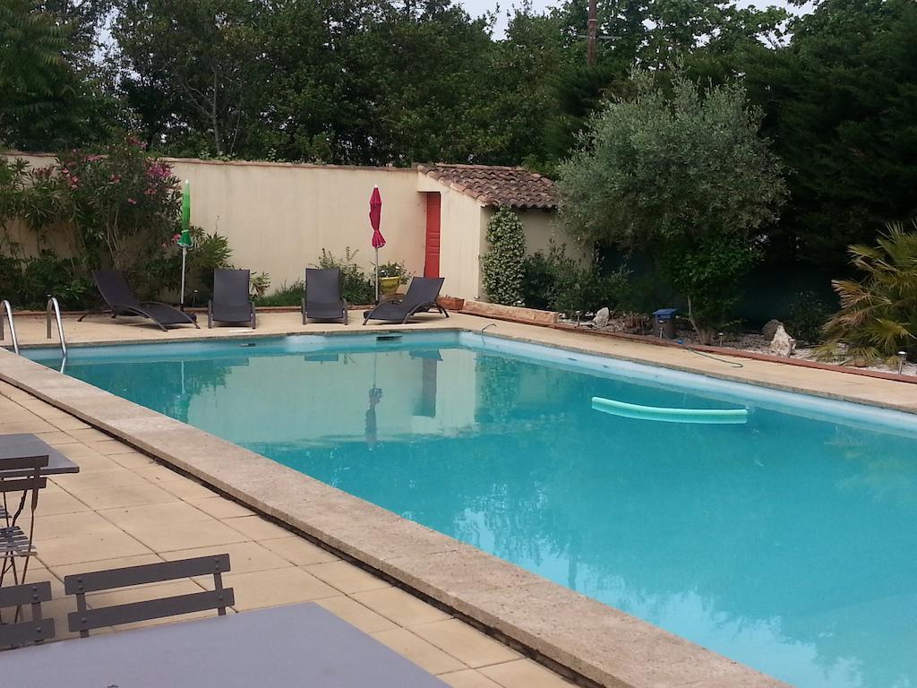 La Combe Joseph Bed & Breakfast Remoulins Exterior foto